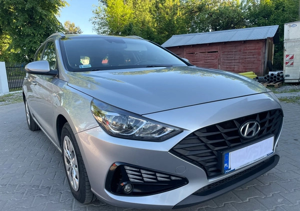 Hyundai I30 cena 40900 przebieg: 207000, rok produkcji 2019 z Chełm małe 92